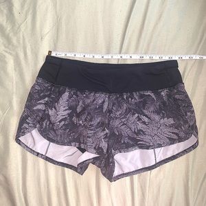 Lululemon Speed Up Shorts 2.5 Inseam